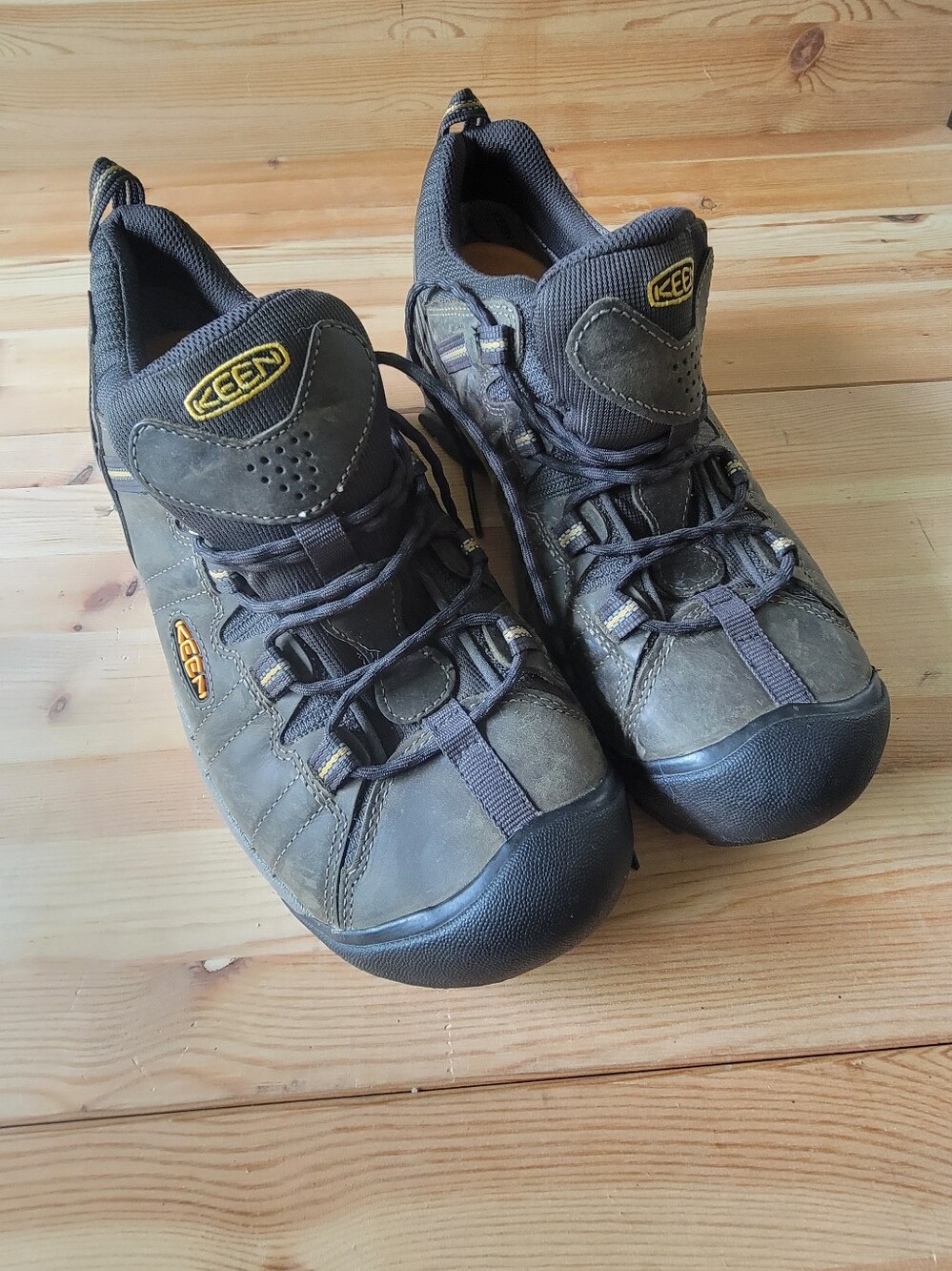 Keen Men's Targhee II Waterproof Raven/Tawny Olive